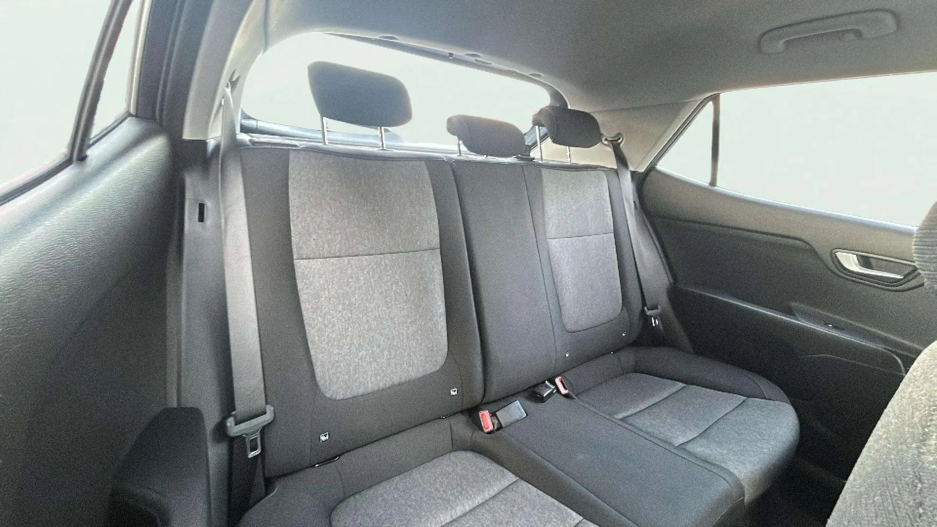 Kia Stonic 1.2 DPi Drive - foto 19