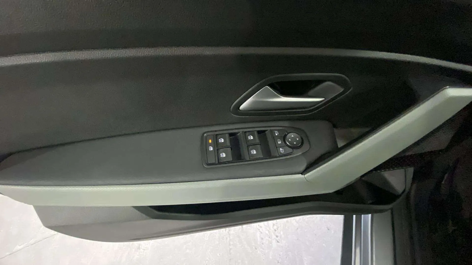 Dacia Duster Expression Hybrid 4x2 - foto 19