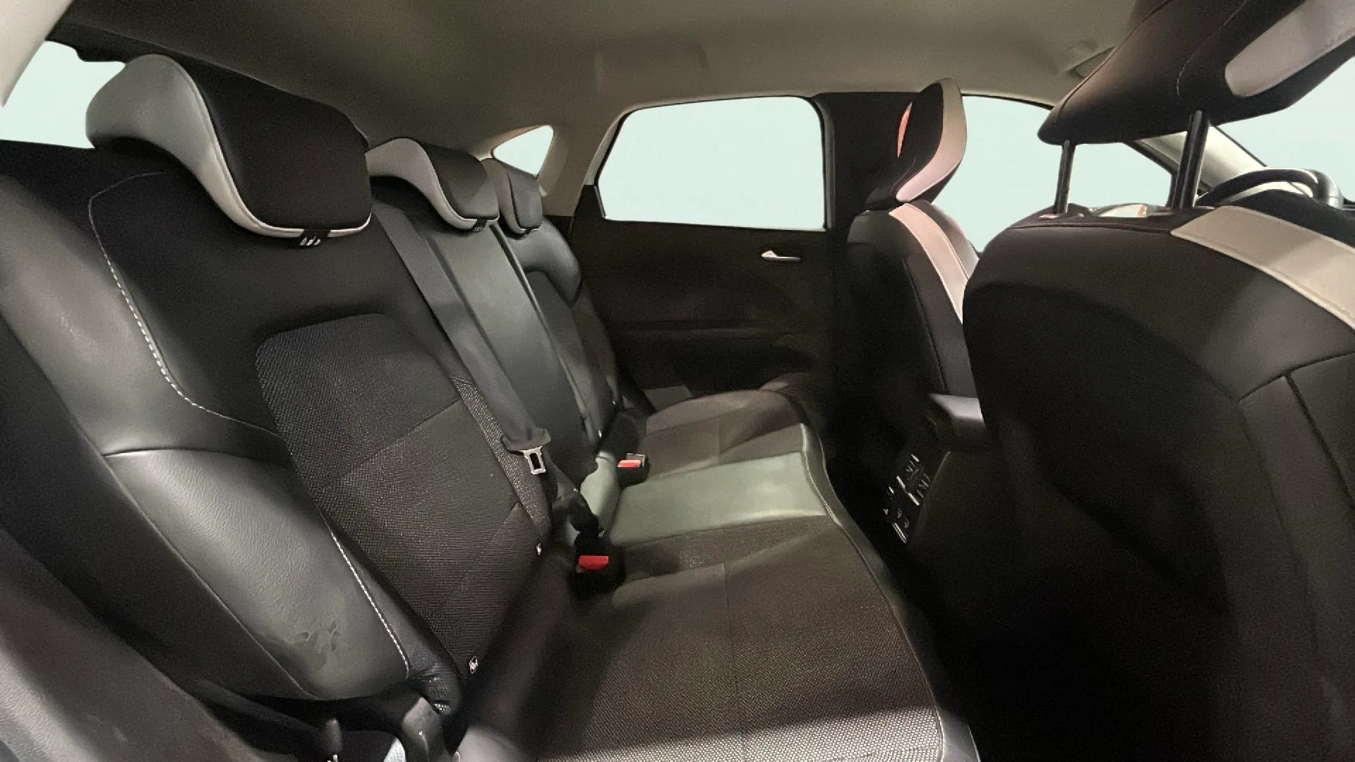 Renault Captur Intens TCe GPF Micro Híbrido - foto 20