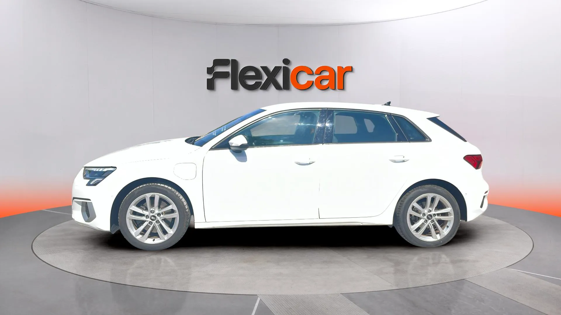 Audi A3 Sportback Advanced 40 TFSI e S tro - foto 4