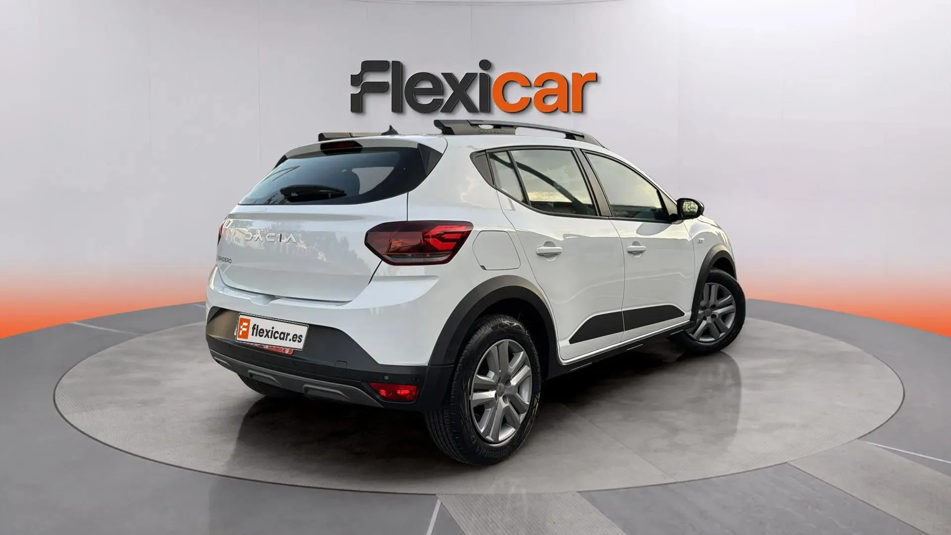 Dacia Sandero Stepway Essential TCe (90V) - foto 7