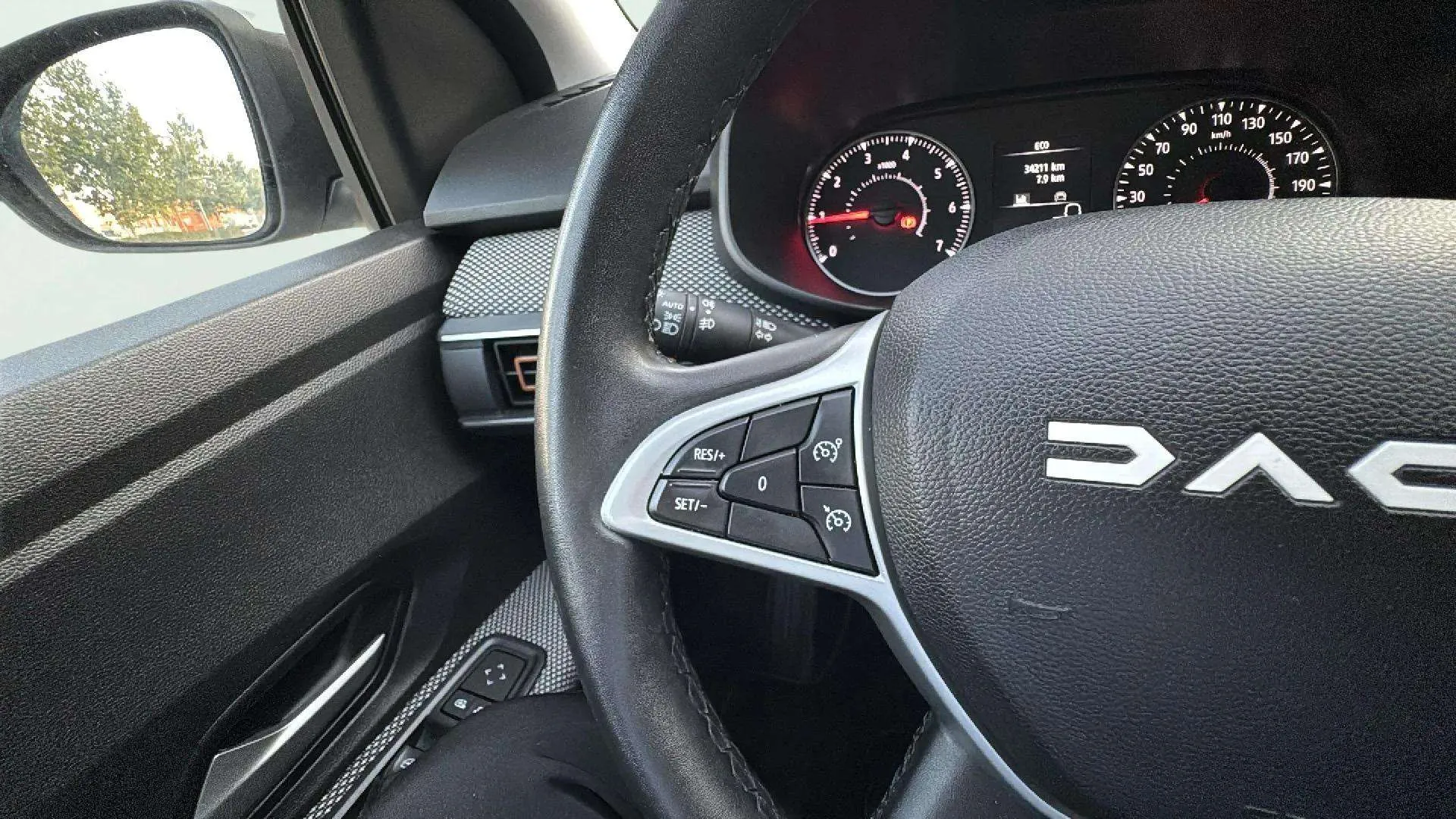 Dacia Sandero Stepway Essential TCe (90V) - foto 21