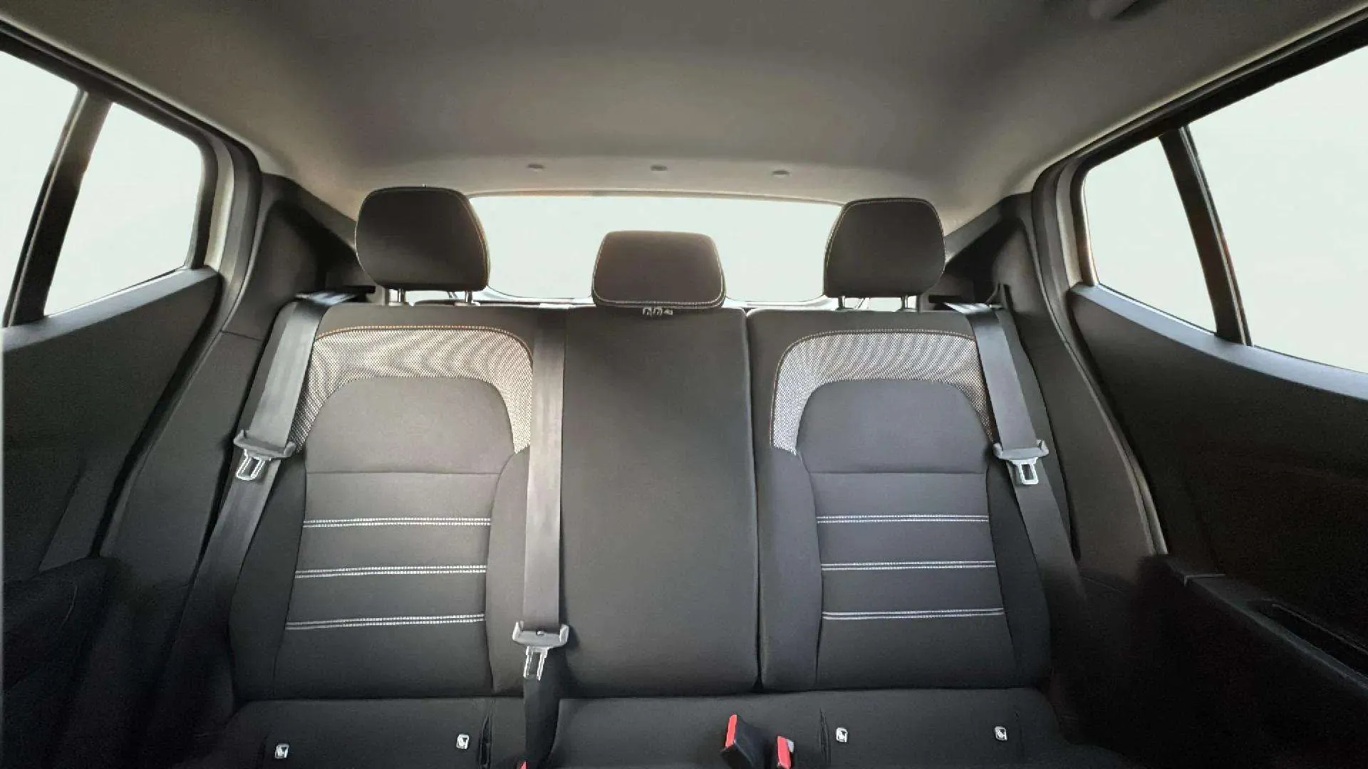 Dacia Sandero Stepway Essential TCe (90V) - foto 15