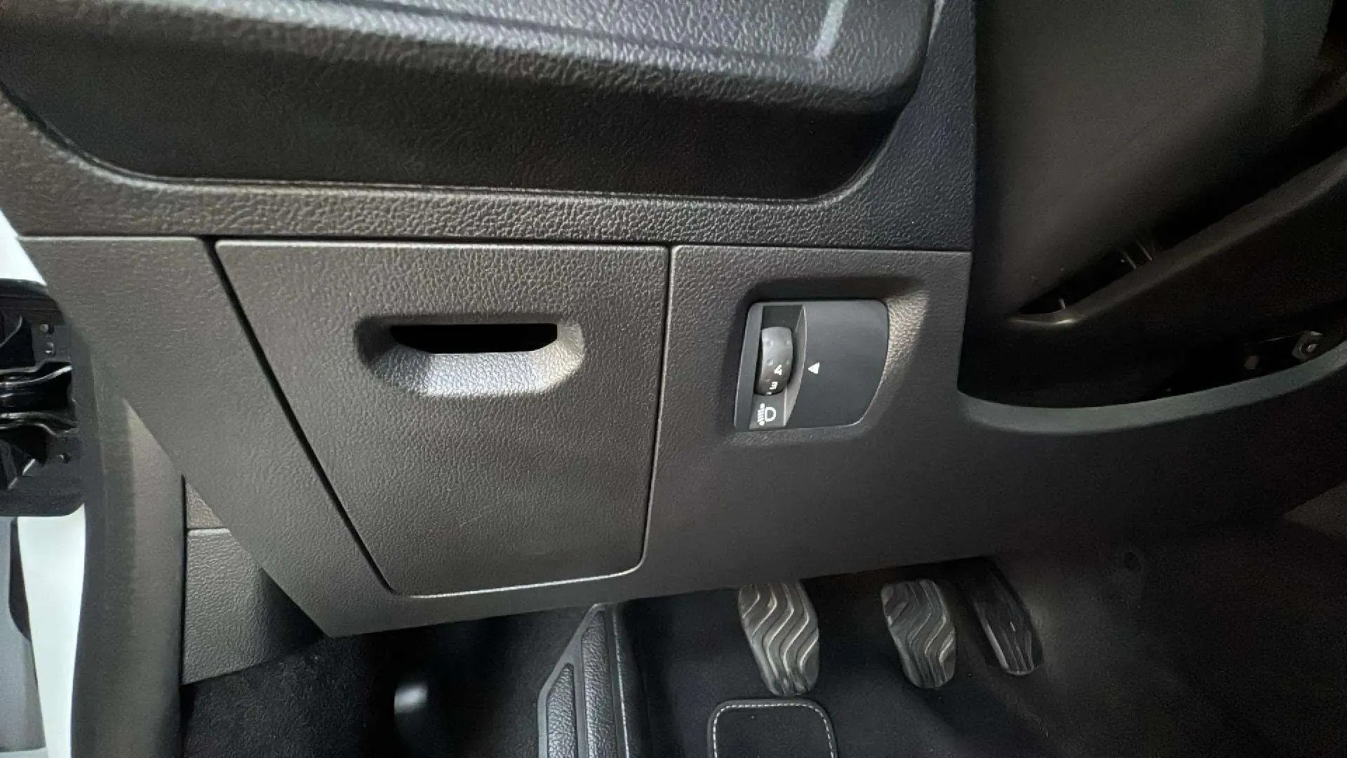 Dacia Sandero Stepway Essential TCe (90V) - foto 20