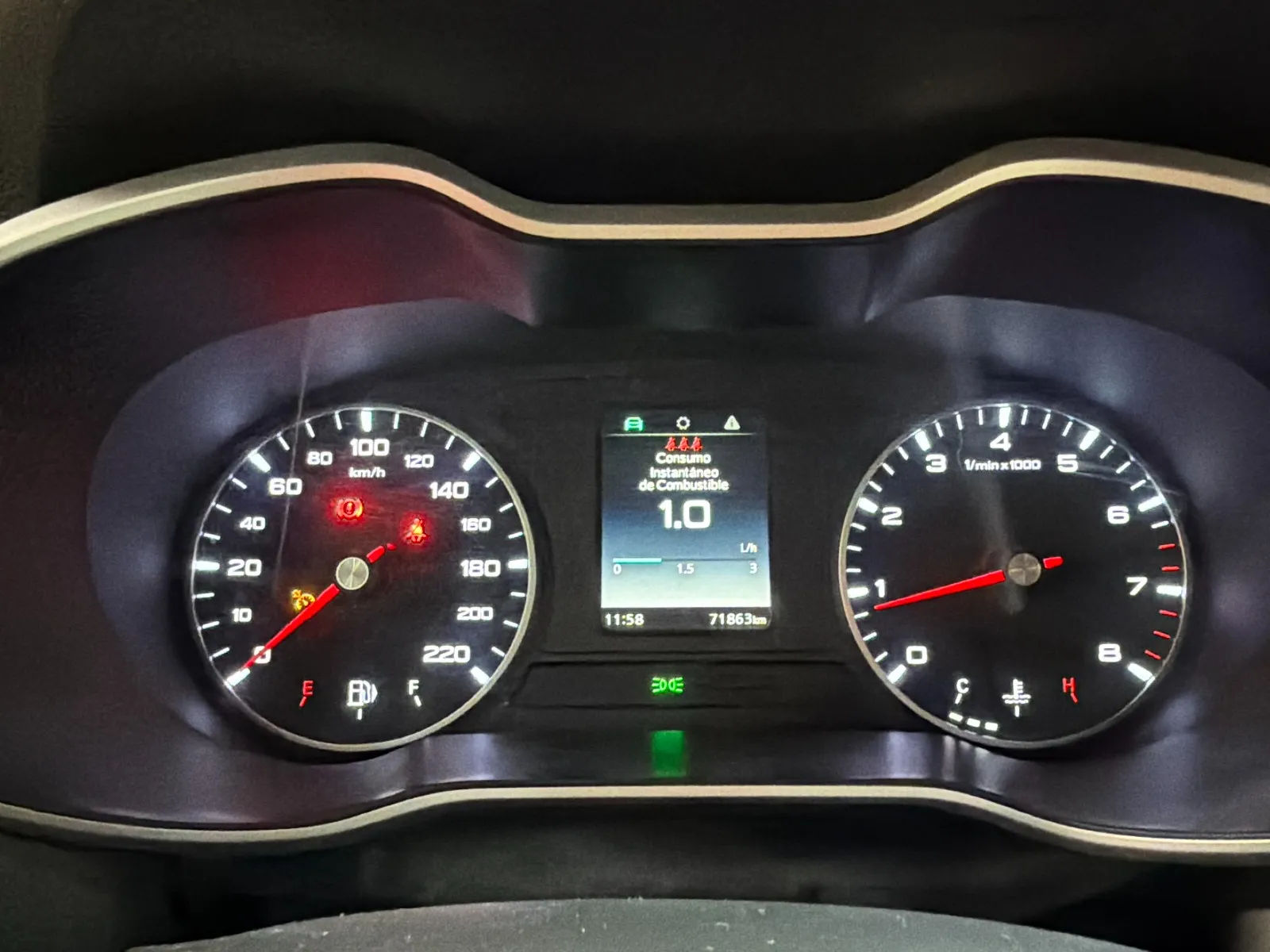 MG ZS 1.5 Luxury - foto 10