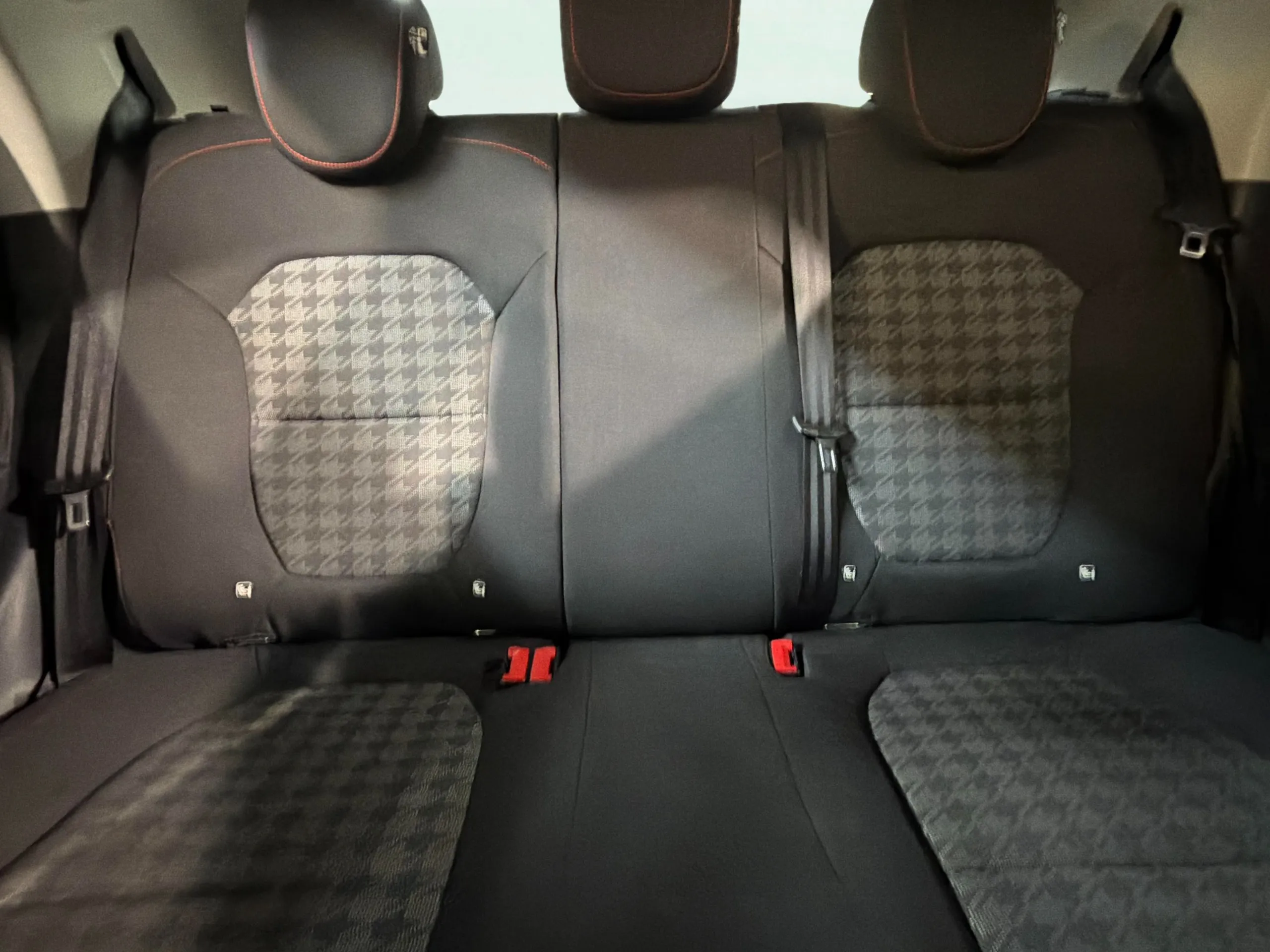 MG ZS 1.5 Luxury - foto 18