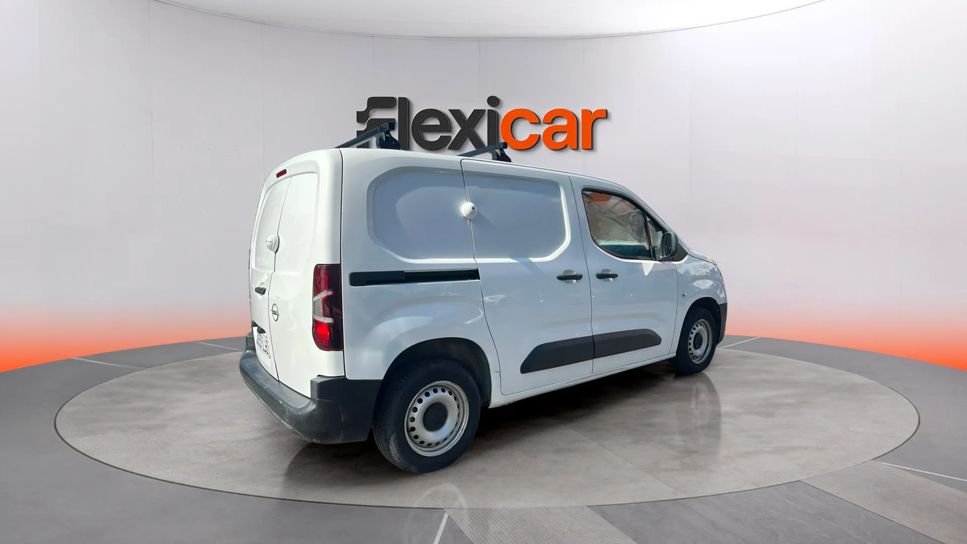 Opel Combo 1.5 TD Selective L - foto 8