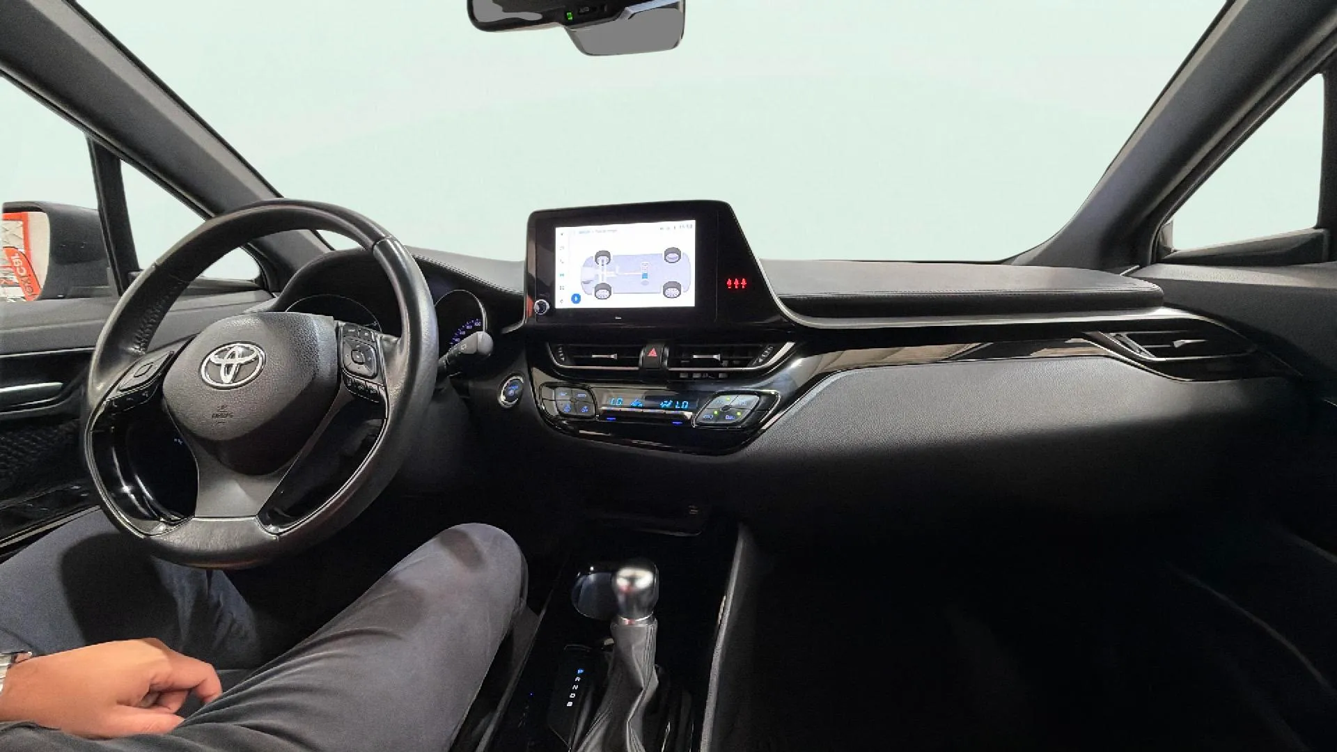Toyota C-HR 1.8 125H Active - foto 24