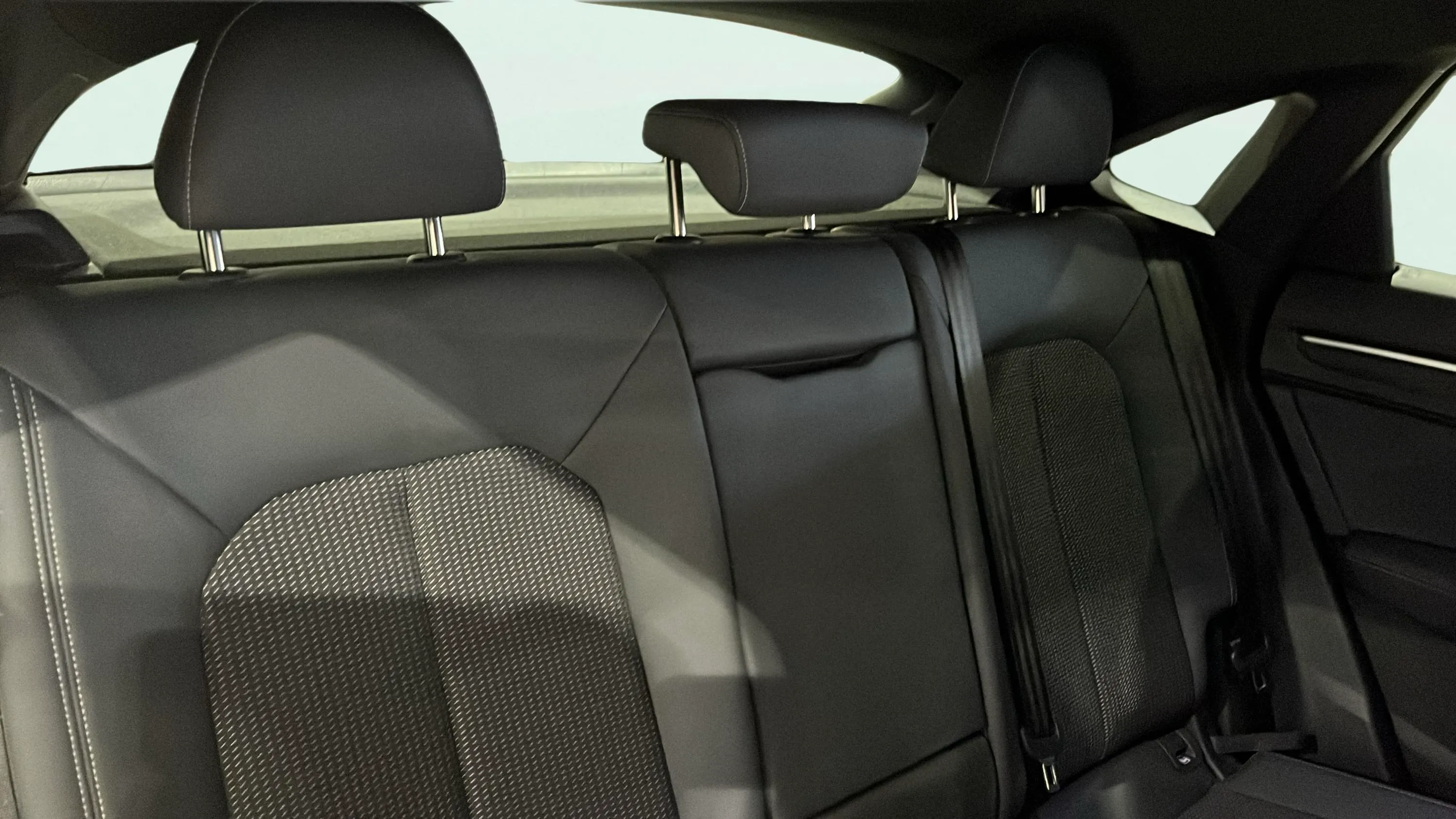 Audi Q3 40 TFSI quattro Black line - foto 14