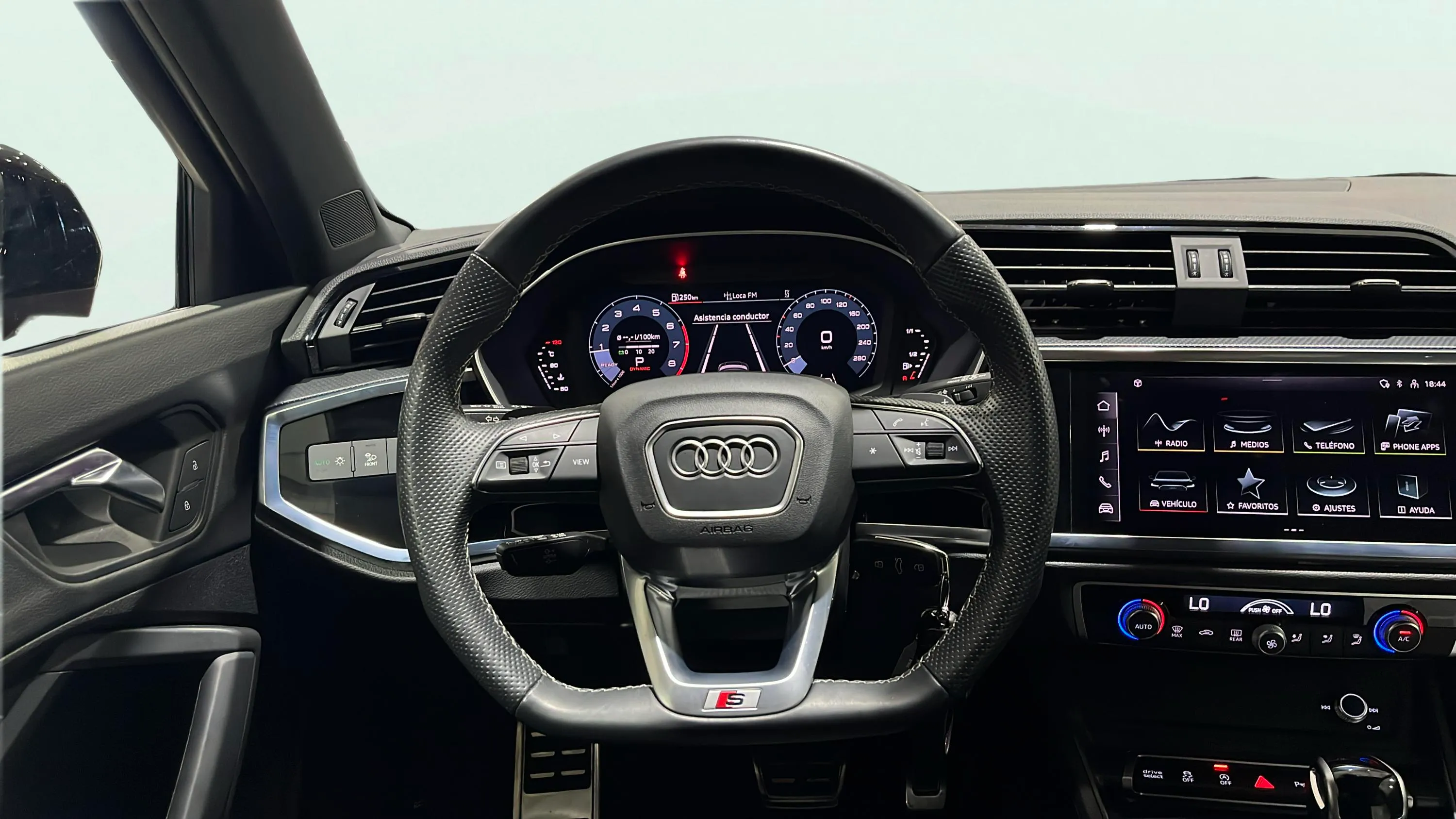 Audi Q3 40 TFSI quattro Black line - foto 30