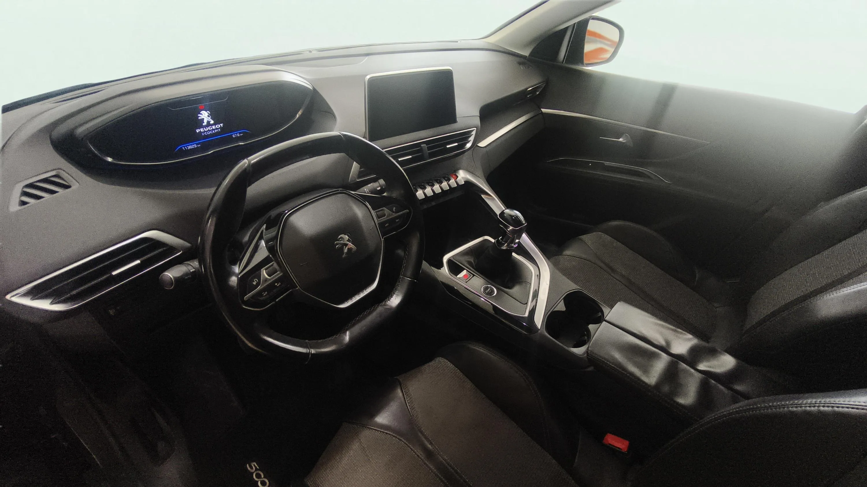 Peugeot 5008 Allure 1.5L BlueHDi - foto 7