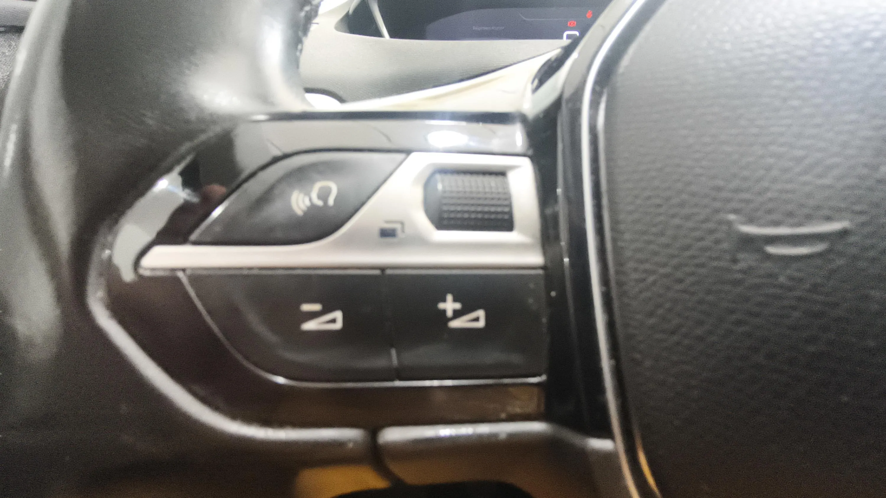Peugeot 5008 Allure 1.5L BlueHDi - foto 16