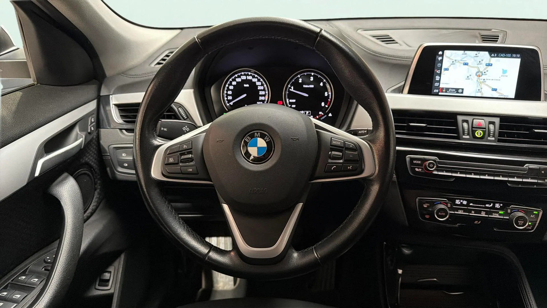 BMW X2 sDrive18d - foto 14