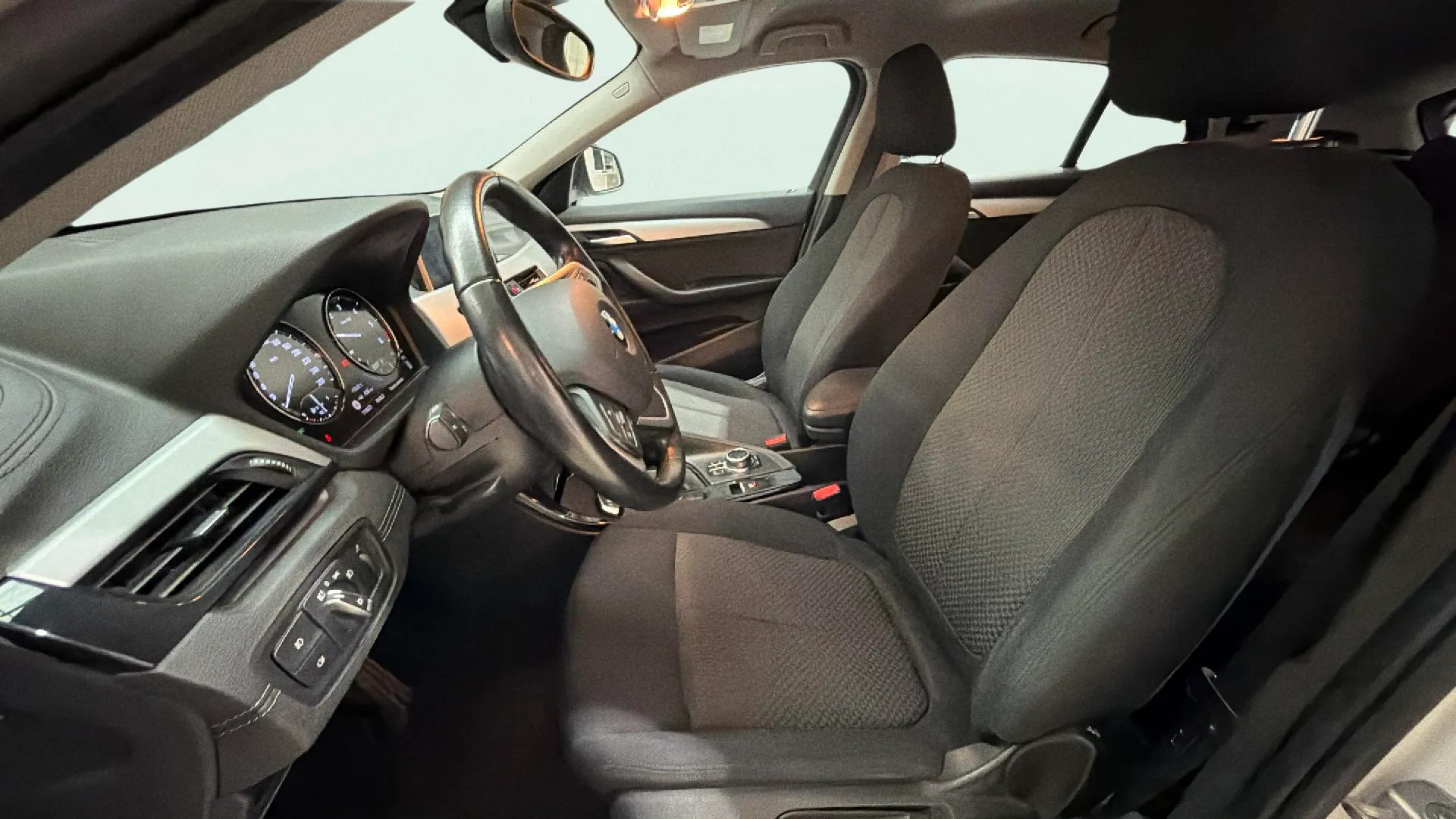 BMW X2 sDrive18d - foto 9