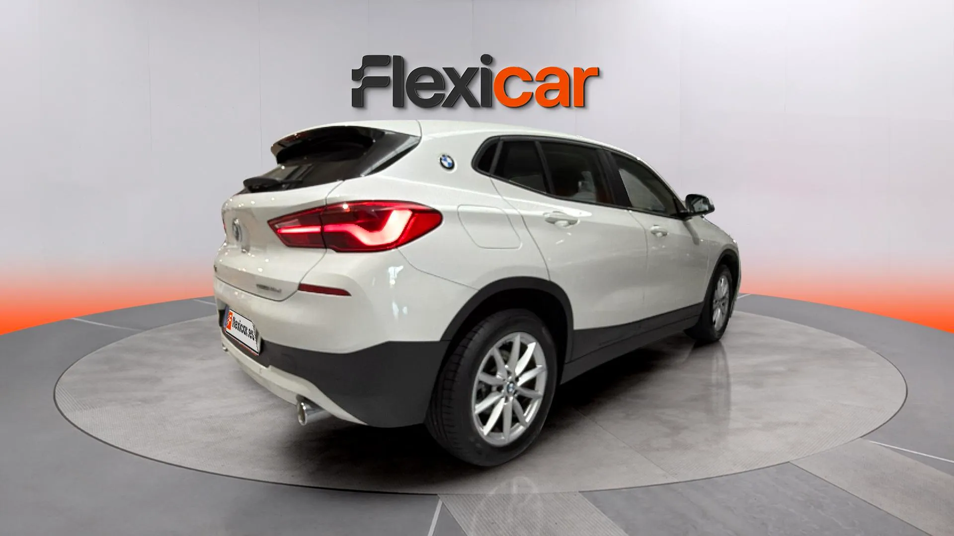 BMW X2 sDrive18d - foto 7