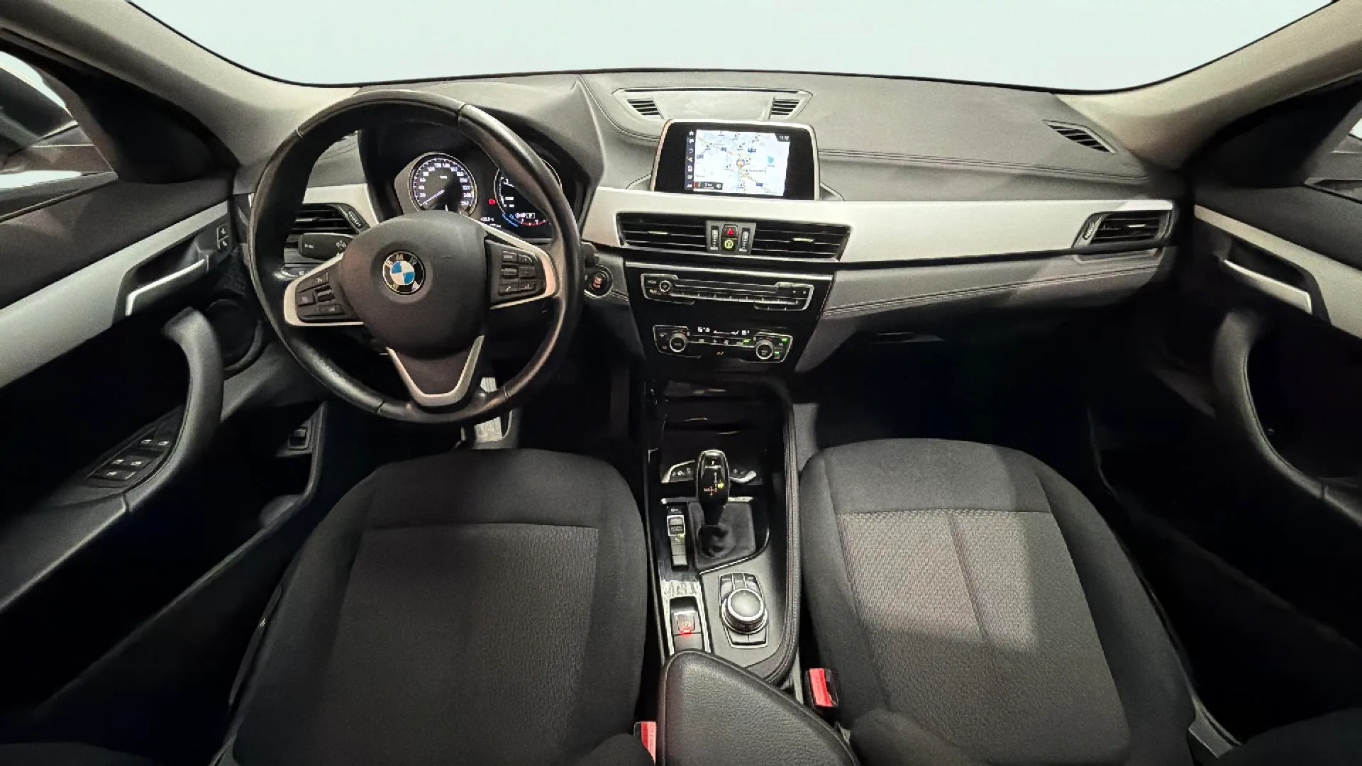 BMW X2 sDrive18d - foto 13