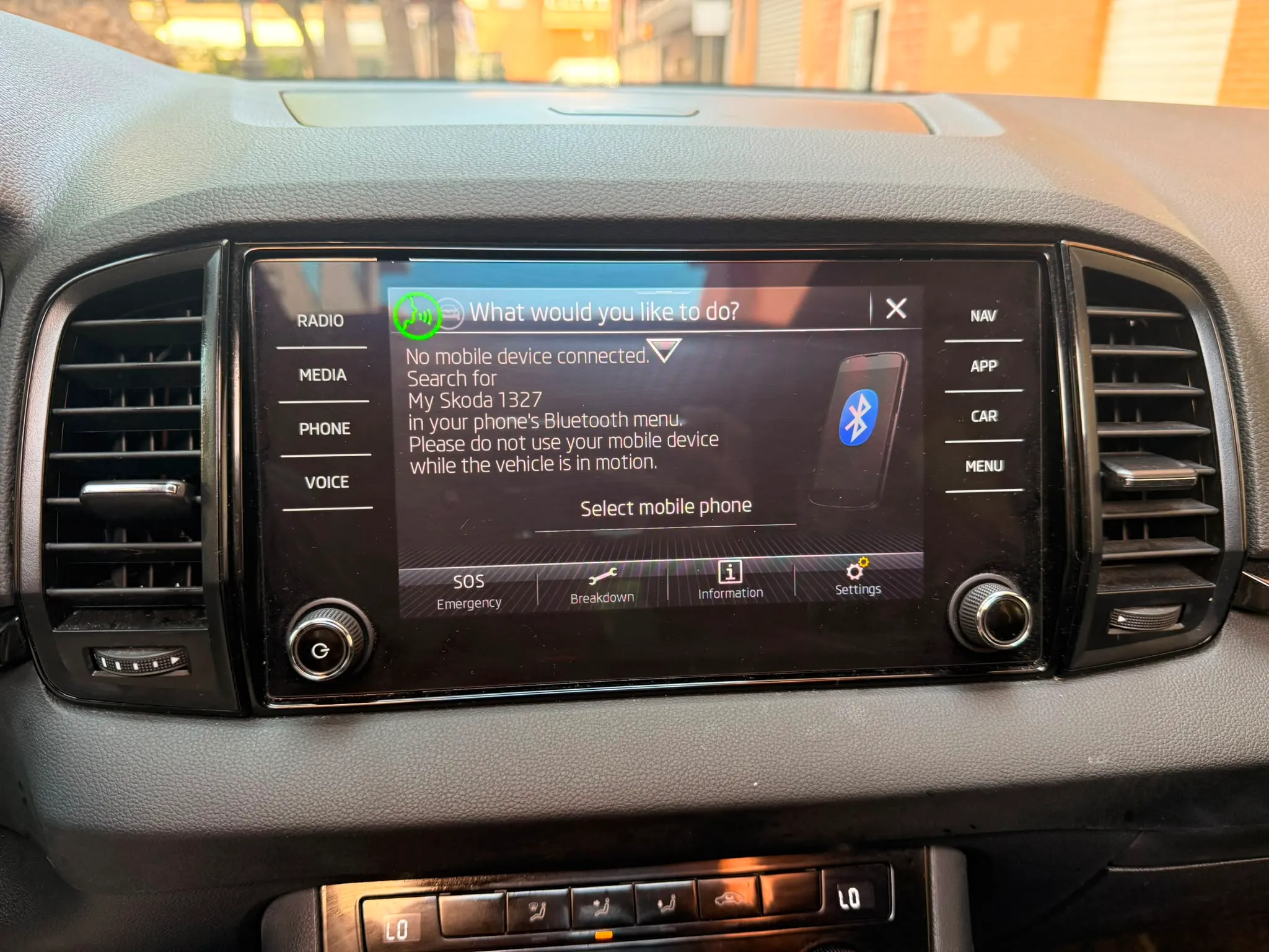 Škoda Karoq 1.5 TSI DSG ACT Sportline - foto 18