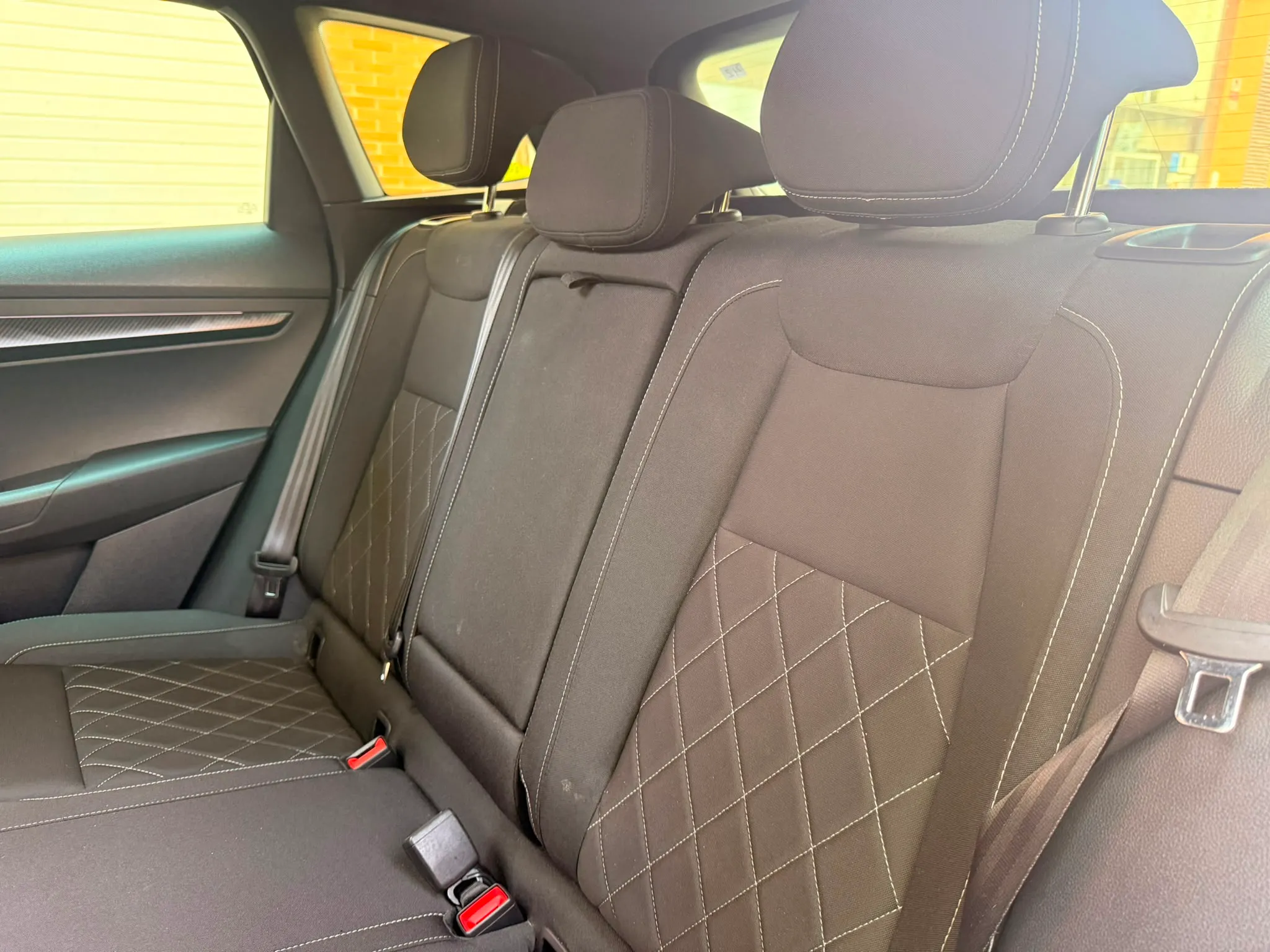 Škoda Karoq 1.5 TSI DSG ACT Sportline - foto 6
