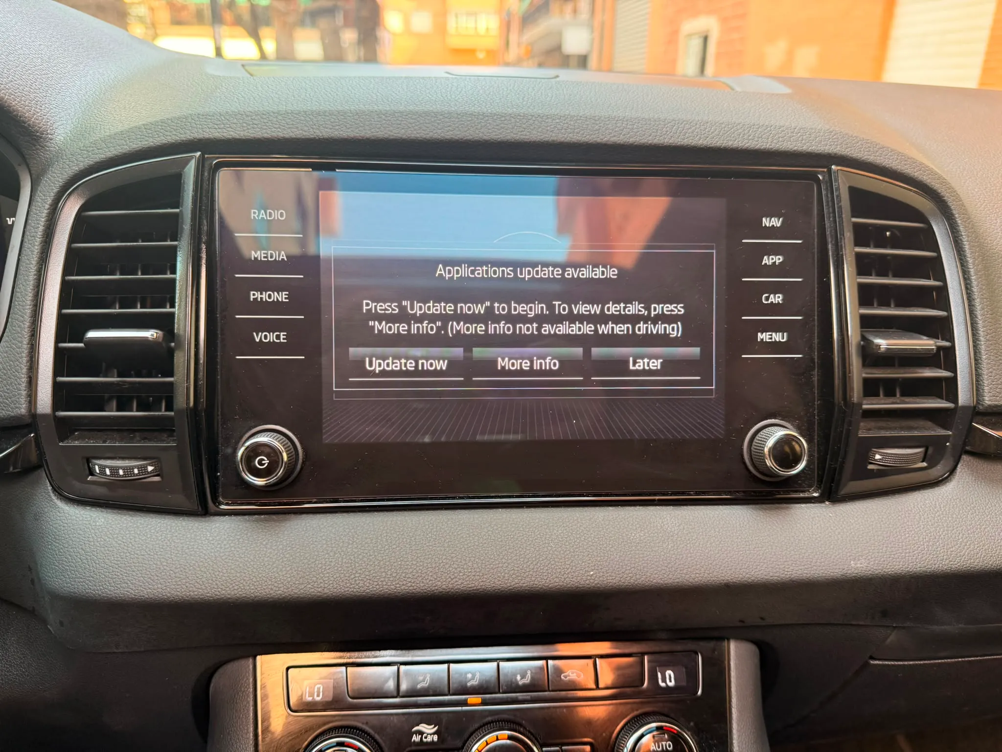 Škoda Karoq 1.5 TSI DSG ACT Sportline - foto 13