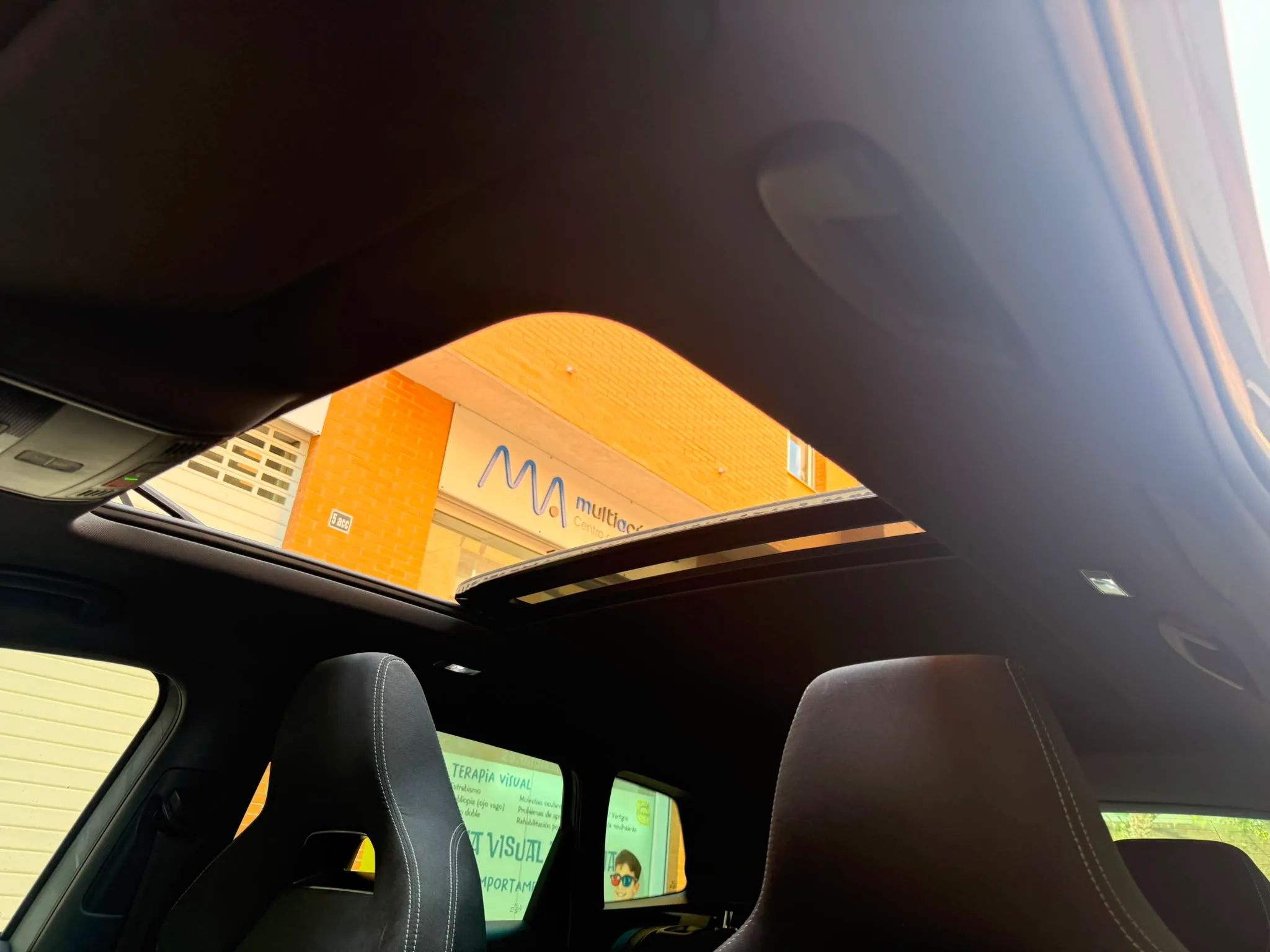Škoda Karoq 1.5 TSI DSG ACT Sportline - foto 24