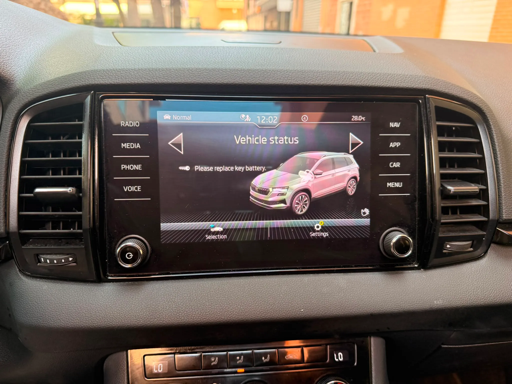Škoda Karoq 1.5 TSI DSG ACT Sportline - foto 21