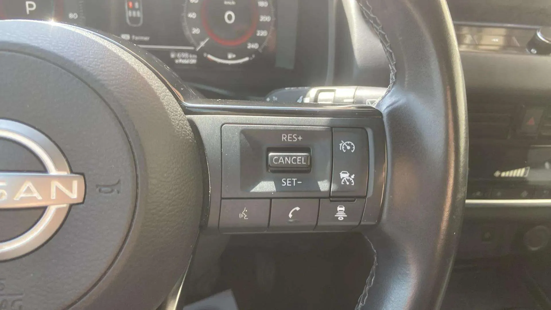 Nissan Qashqai E-POWER N-Connecta - foto 17