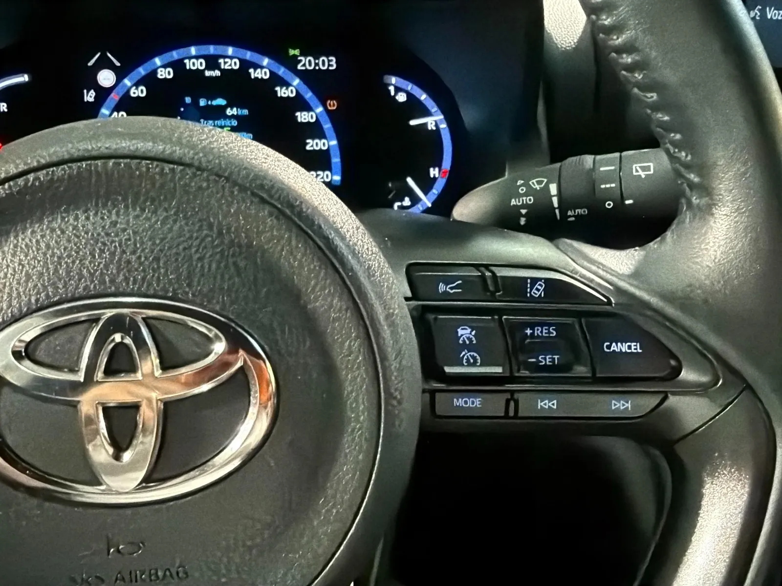 Toyota Yaris Cross 1.5 120H Active Tech - foto 9