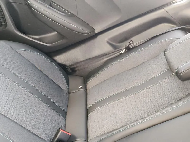 Peugeot 2008 PureTech Allure Pack - foto 14