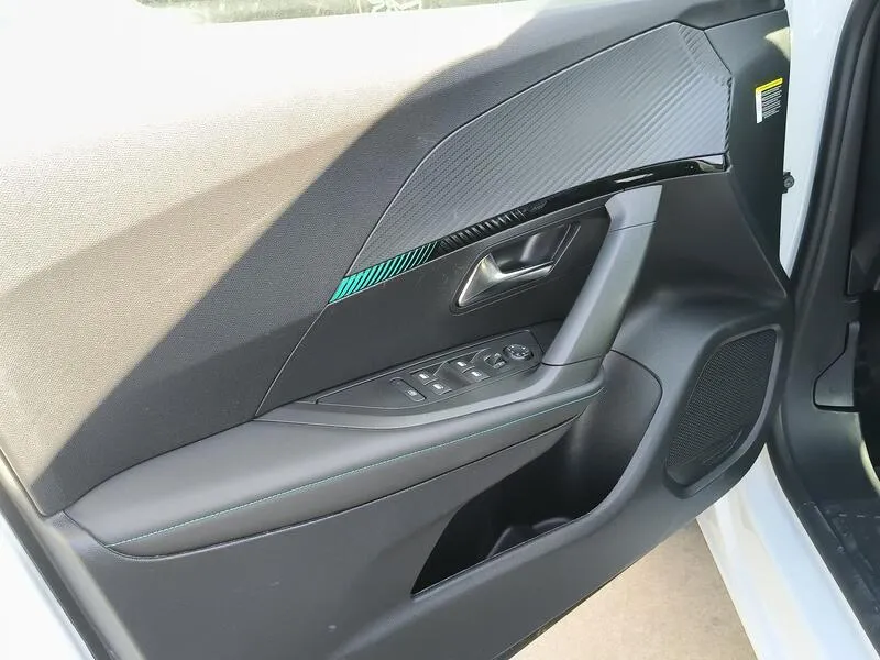 Peugeot 2008 PureTech Allure Pack - foto 15