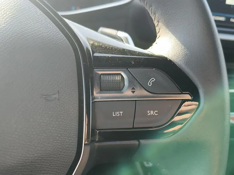 Peugeot 2008 PureTech Allure Pack - foto 21