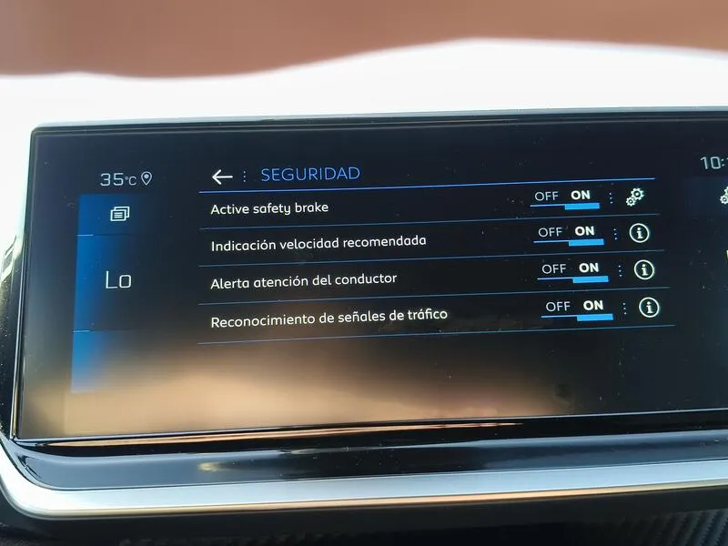 Peugeot 2008 PureTech Allure Pack - foto 33