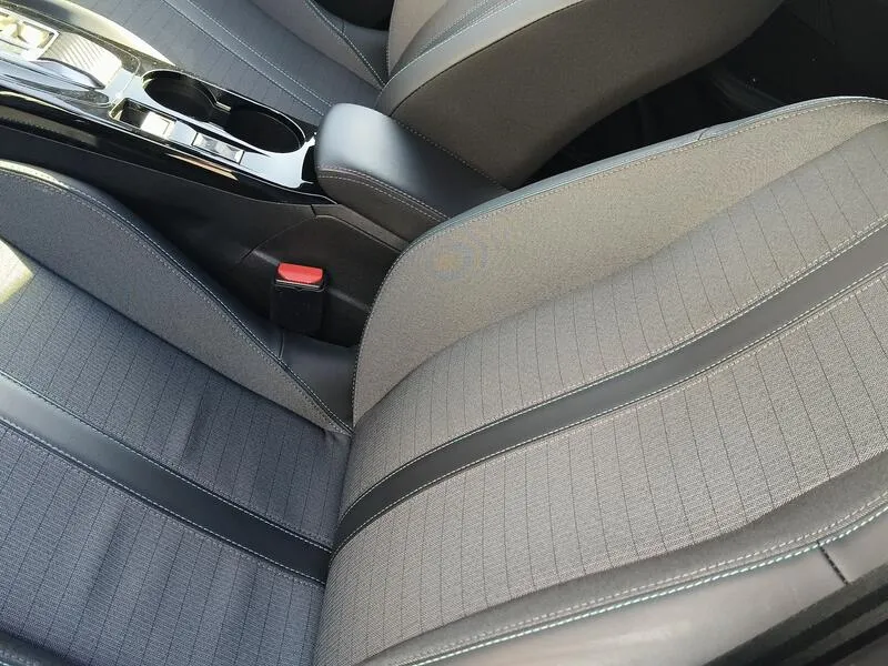 Peugeot 2008 PureTech Allure Pack - foto 16