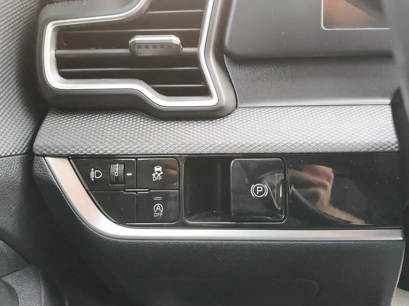 Kia Sportage 1.6 T-GDi Concept - foto 13