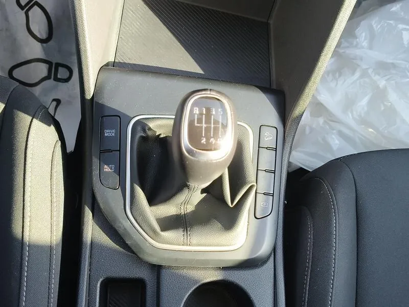 Kia Sportage 1.6 T-GDi Concept - foto 22