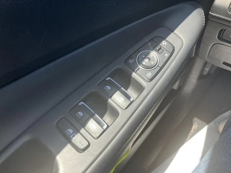 Hyundai Santa Fe 1.6 T-GDi PHEV Tecno *7 Plazas* - foto 18