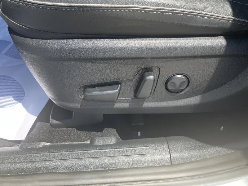 Hyundai Santa Fe 1.6 T-GDi PHEV Tecno *7 Plazas* - foto 17