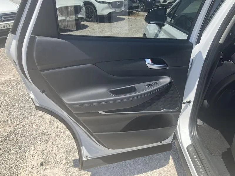Hyundai Santa Fe 1.6 T-GDi PHEV Tecno *7 Plazas* - foto 34