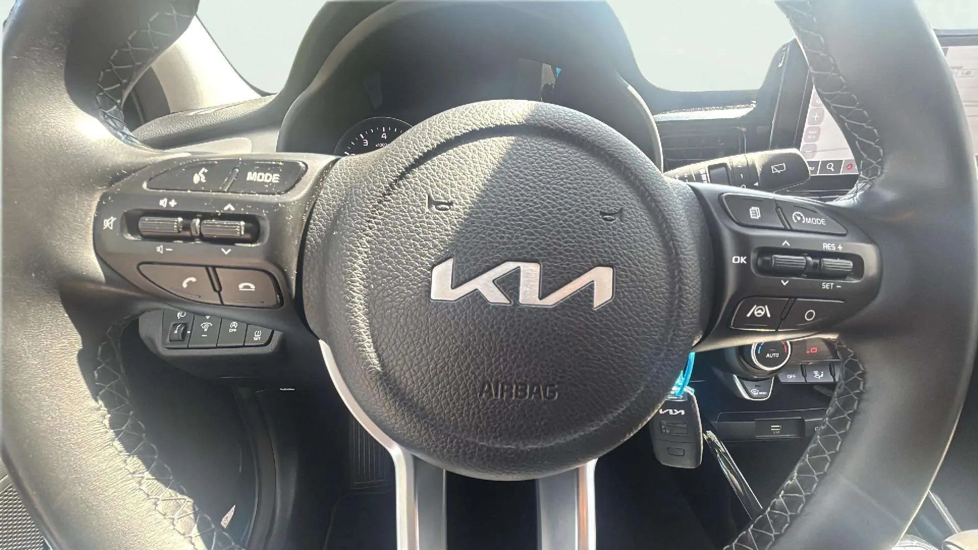 Kia Stonic 1.0 T-GDi MHEV Drive DCT - foto 22