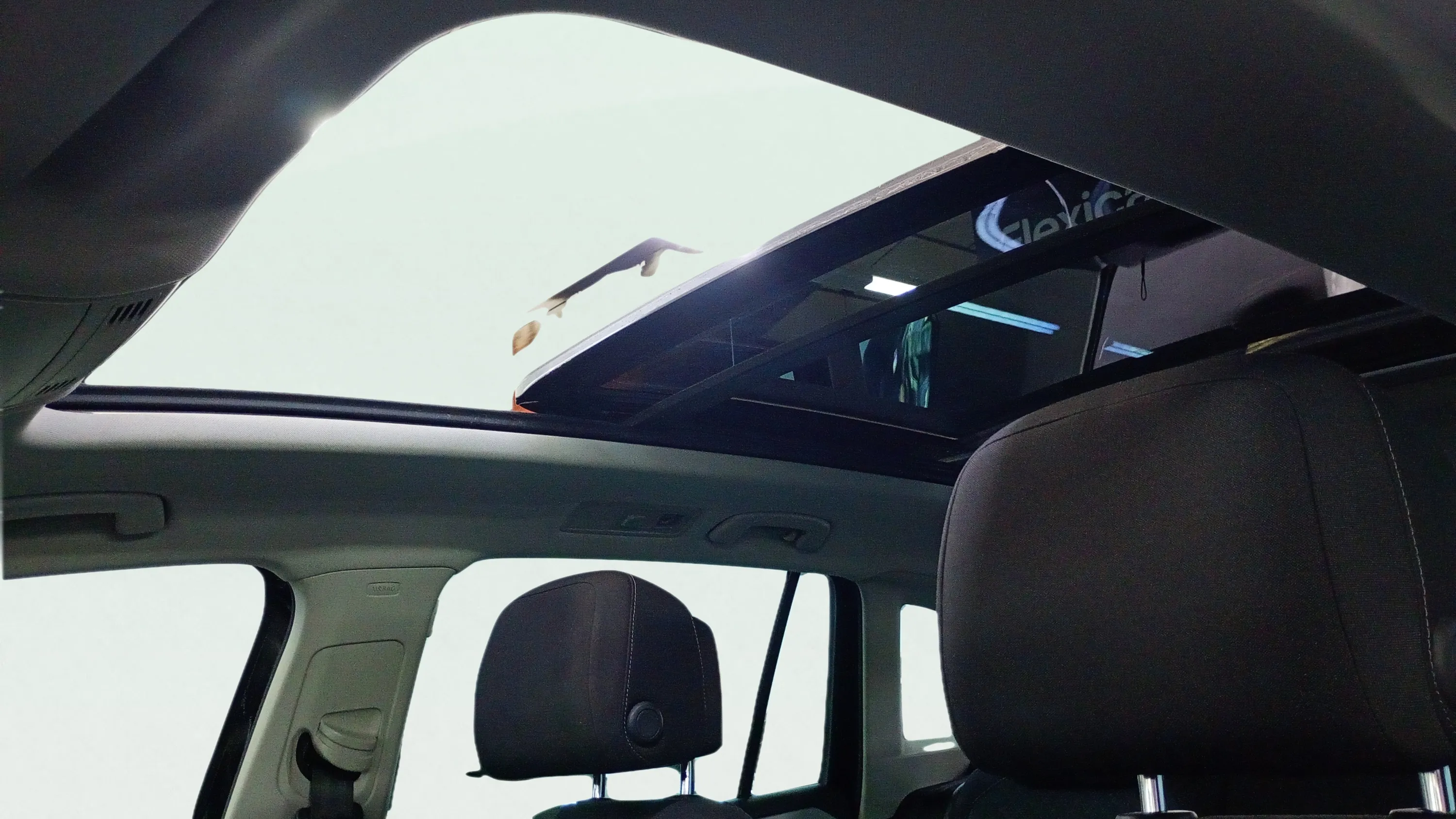 Volkswagen Tiguan Edition 1.4 TSI - foto 20