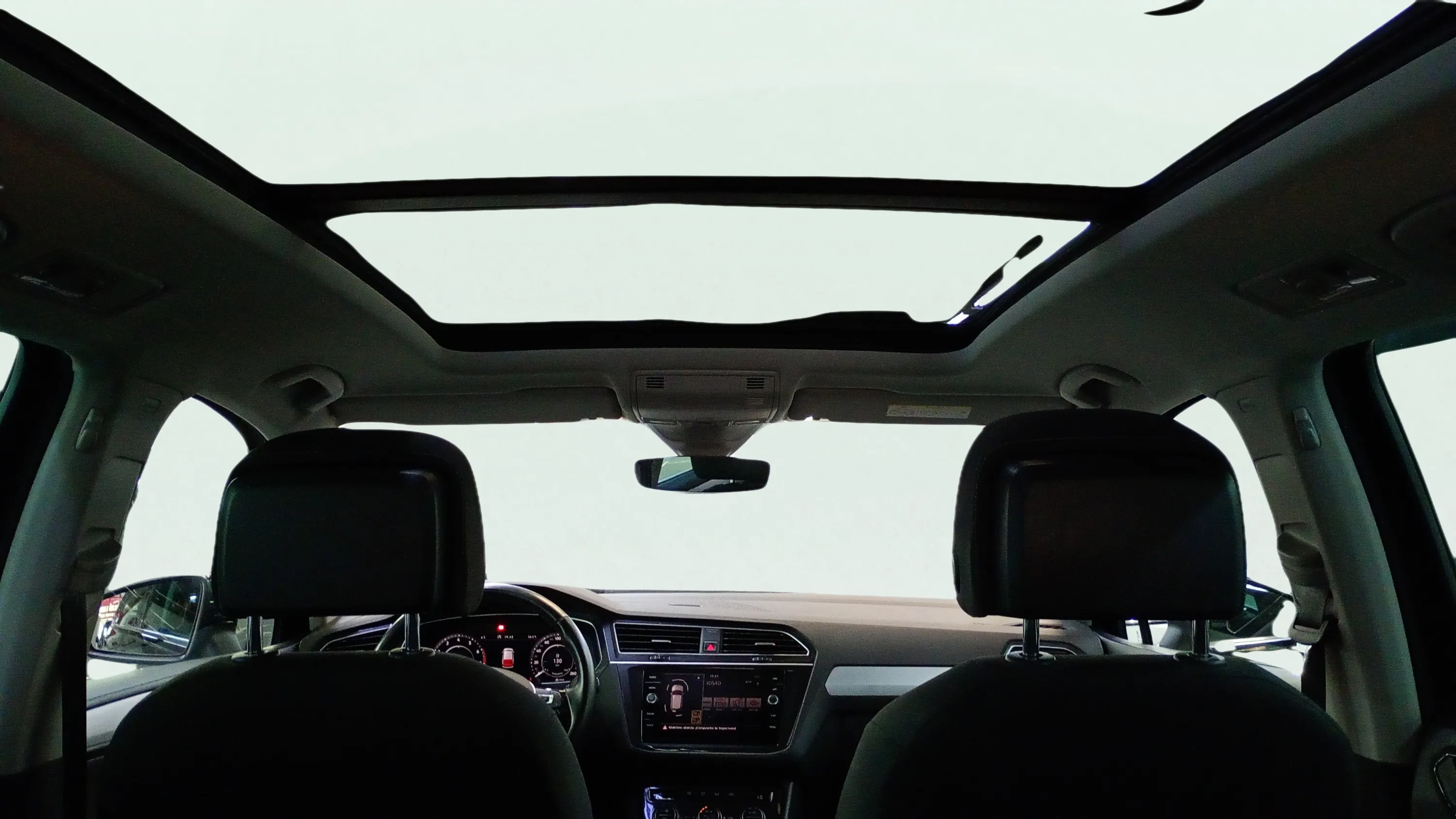 Volkswagen Tiguan Edition 1.4 TSI - foto 17