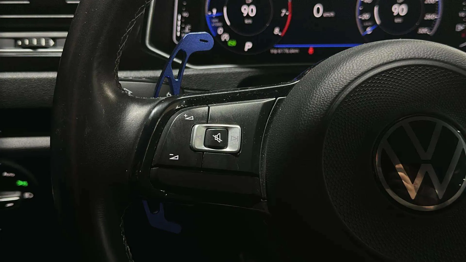 Volkswagen T-Roc R 2.0 TSI 4Motion DSG - foto 12