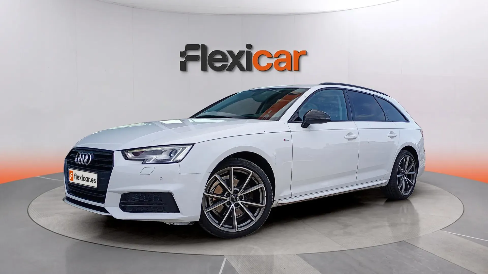 Audi A4 Avant Black line 35 TDI S tronic - foto 6