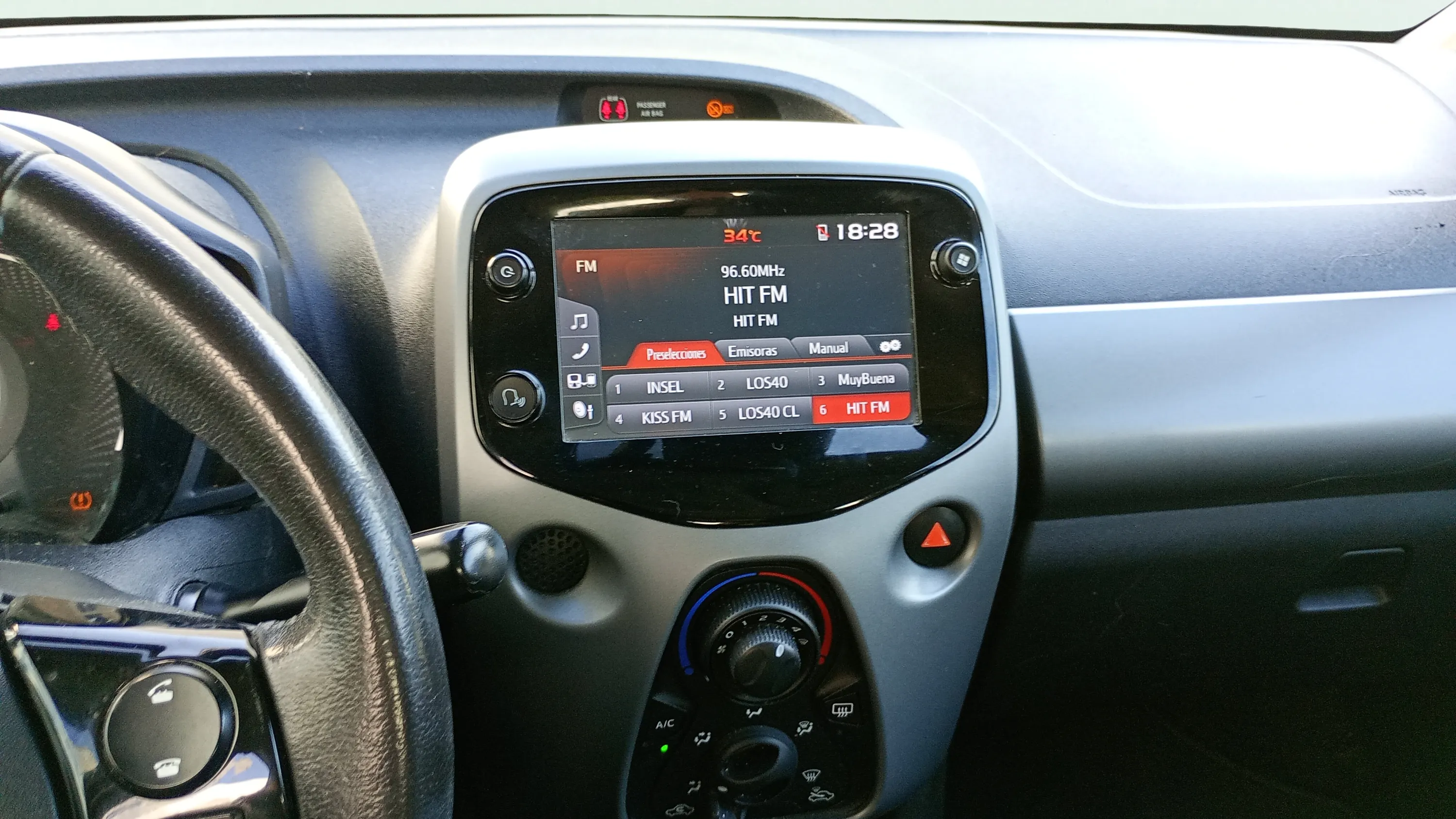 Toyota Aygo 1.0 70 x-cite - foto 9