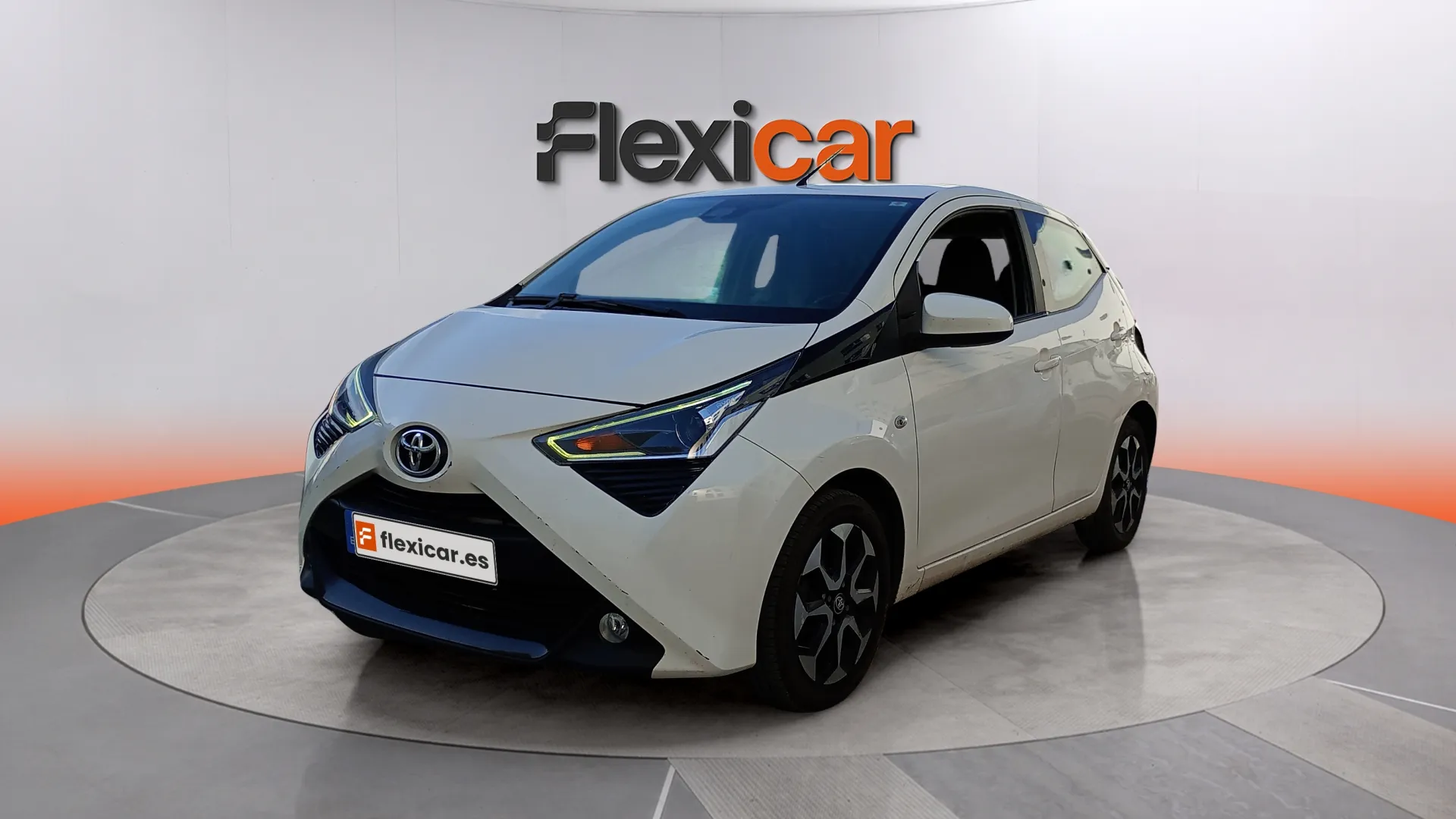 Toyota Aygo 1.0 70 x-cite - foto 3