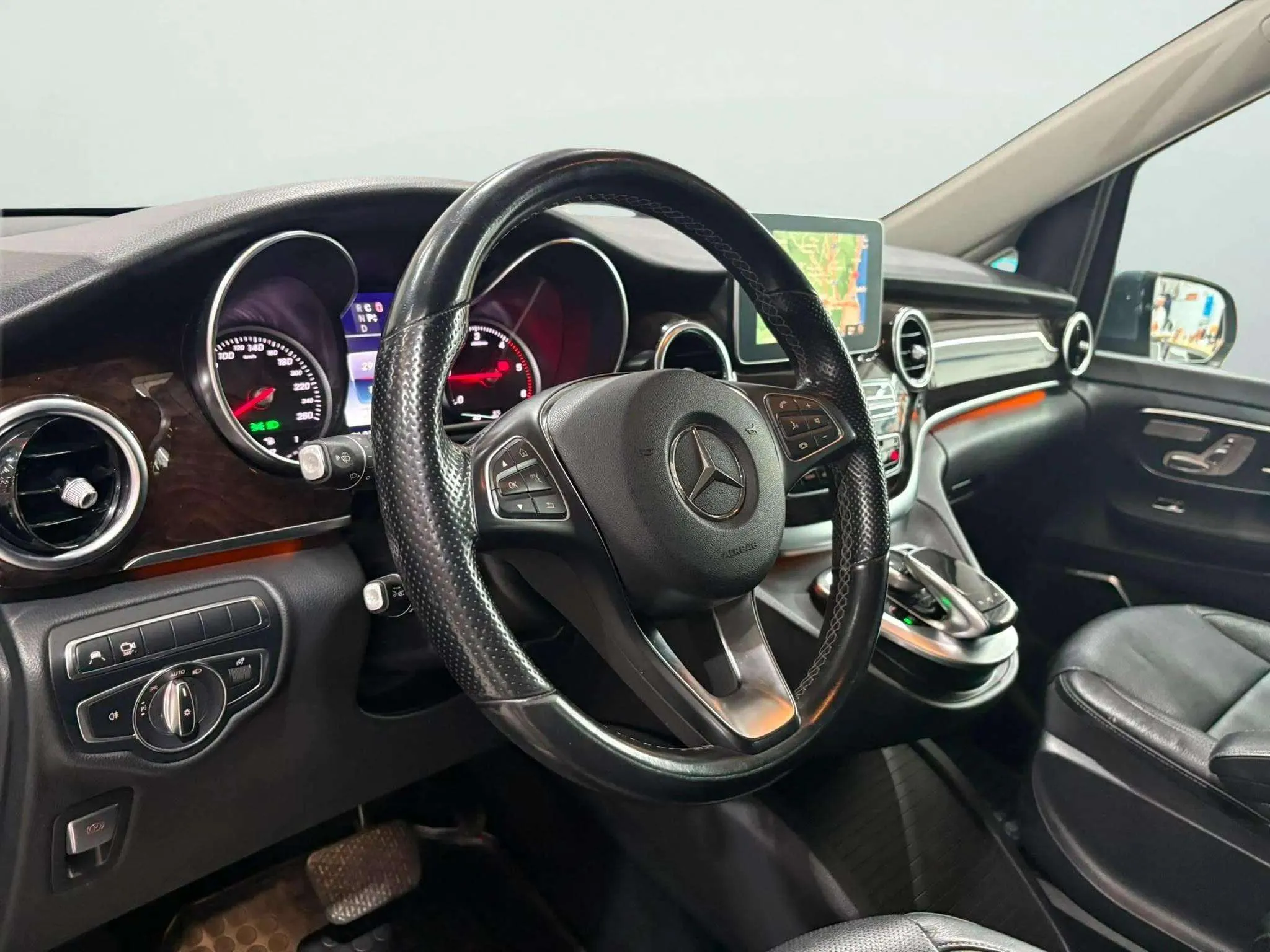 Mercedes-Benz Clase V 250 d Avantgarde Largo - foto 11