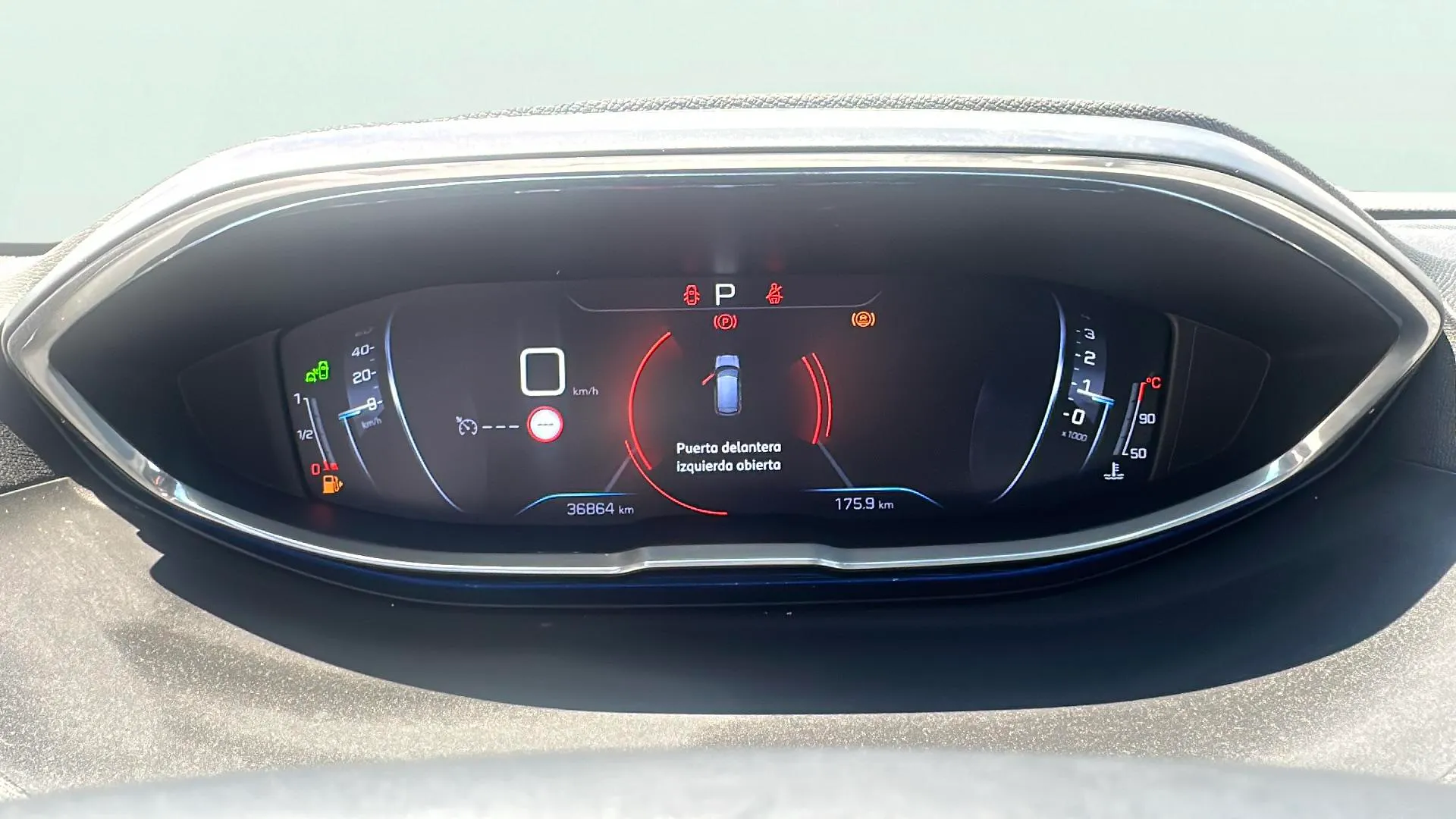 Peugeot 3008 2.0BLUEHDI GT - foto 19