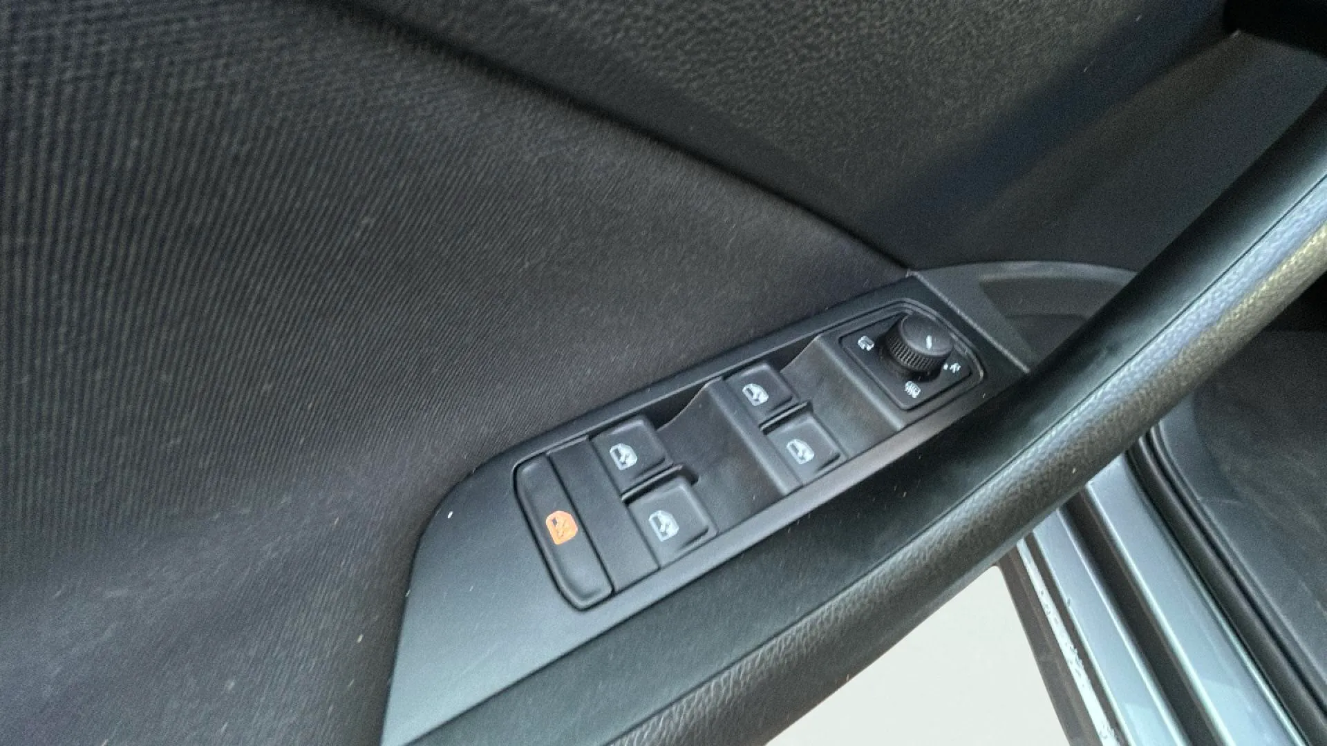 Škoda Kamiq 1.0 TSI DSG Selection - foto 18