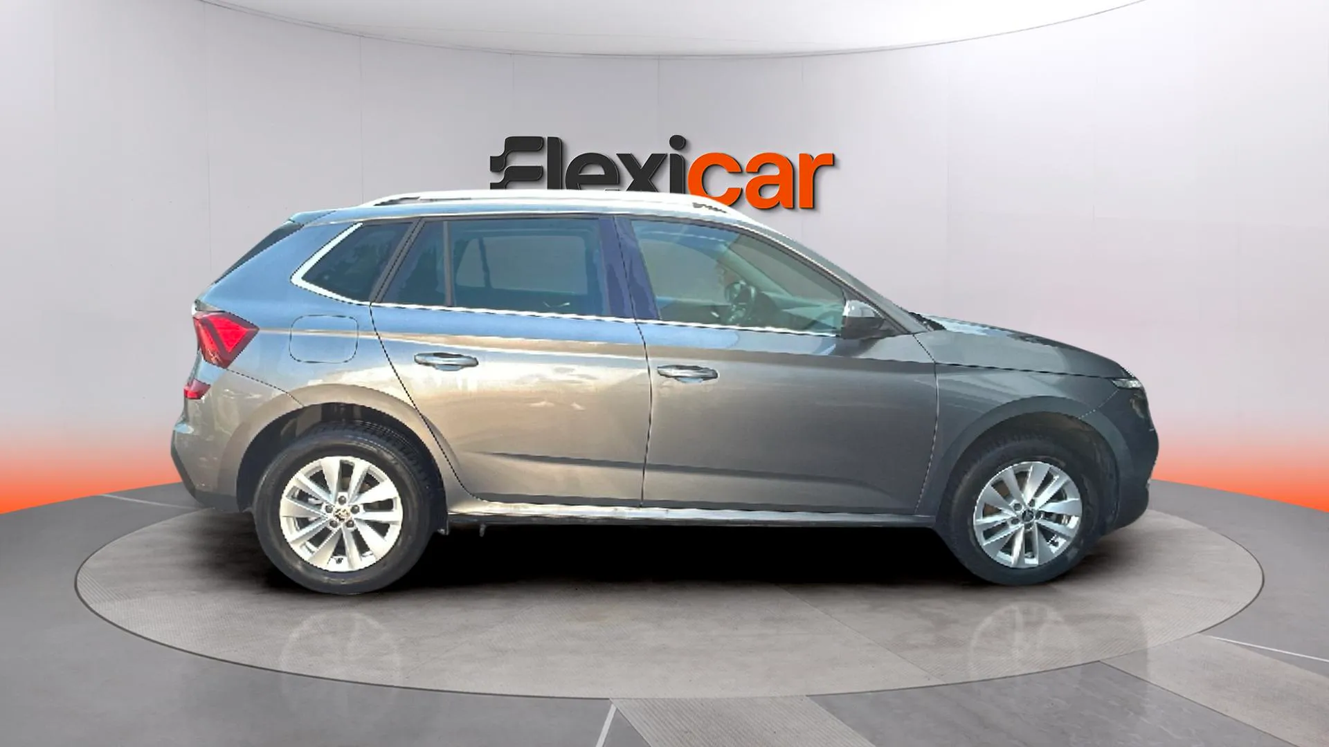 Škoda Kamiq 1.0 TSI DSG Selection - foto 5