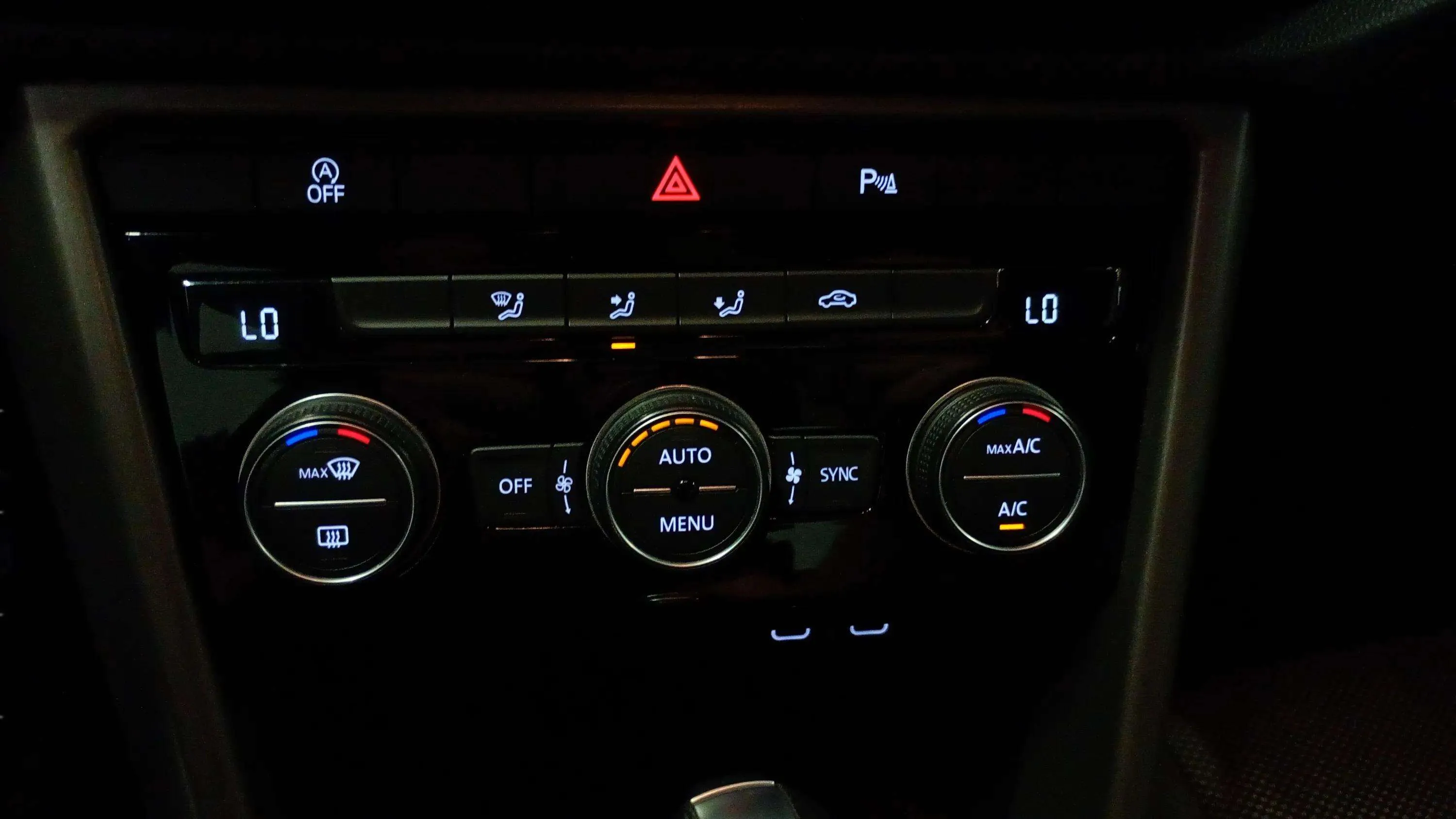 Volkswagen T-Roc Advance 1.5 TSI DSG - foto 6