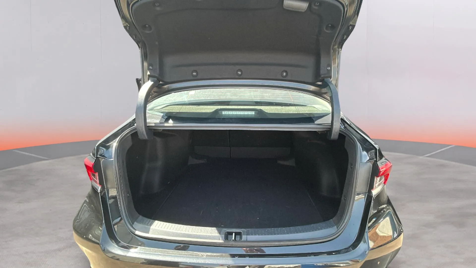 Toyota Corolla Sedán 1.5 Active - foto 21